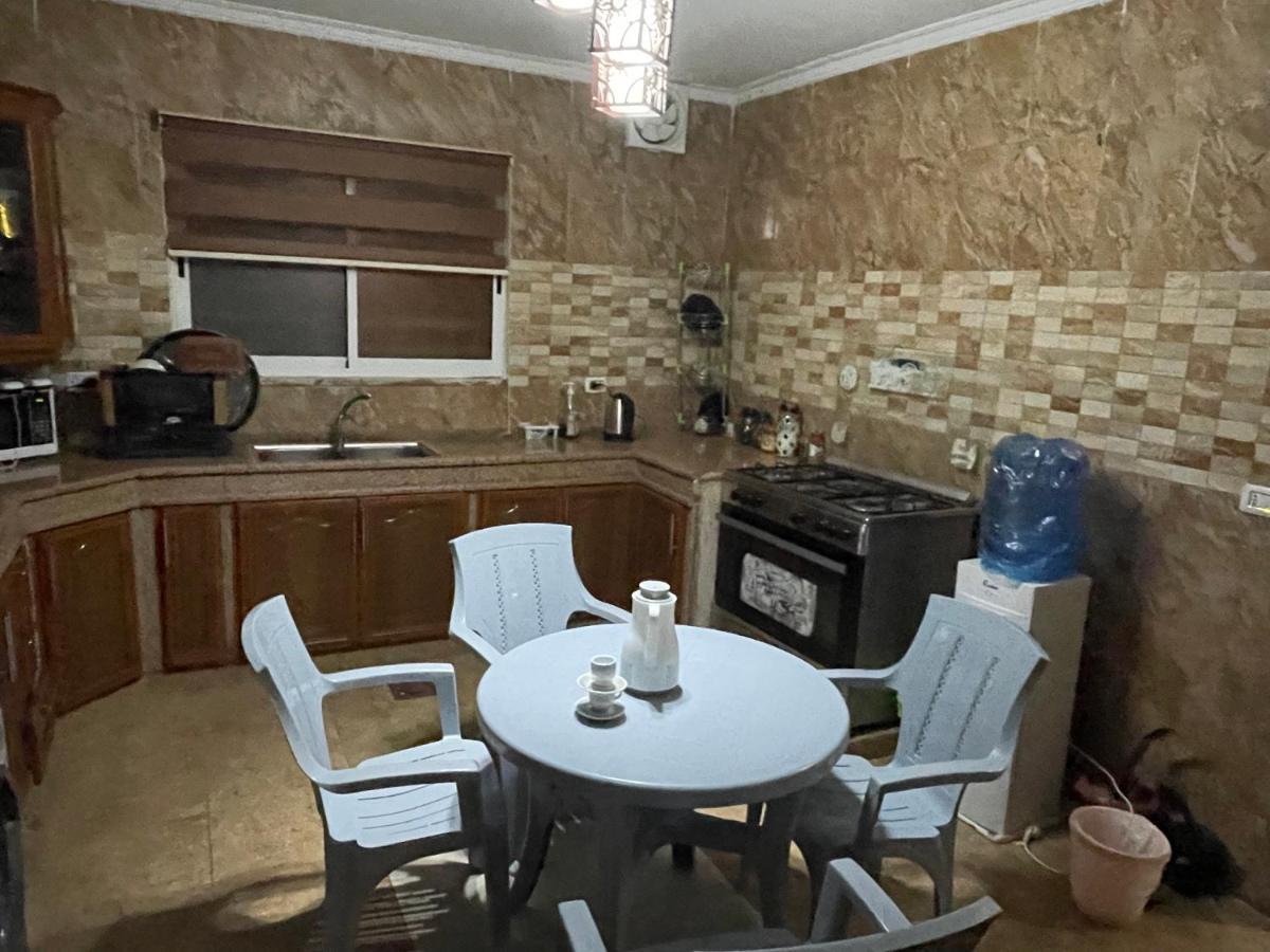 Cozy House Apartment Вади Муса Екстериор снимка